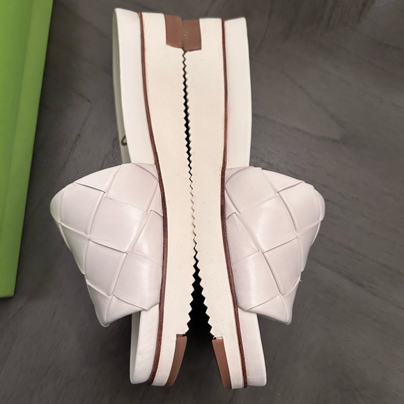 SAM EDELMAN ADALEY WOVEN SLIDE SANDAL - Picture 6 of 9